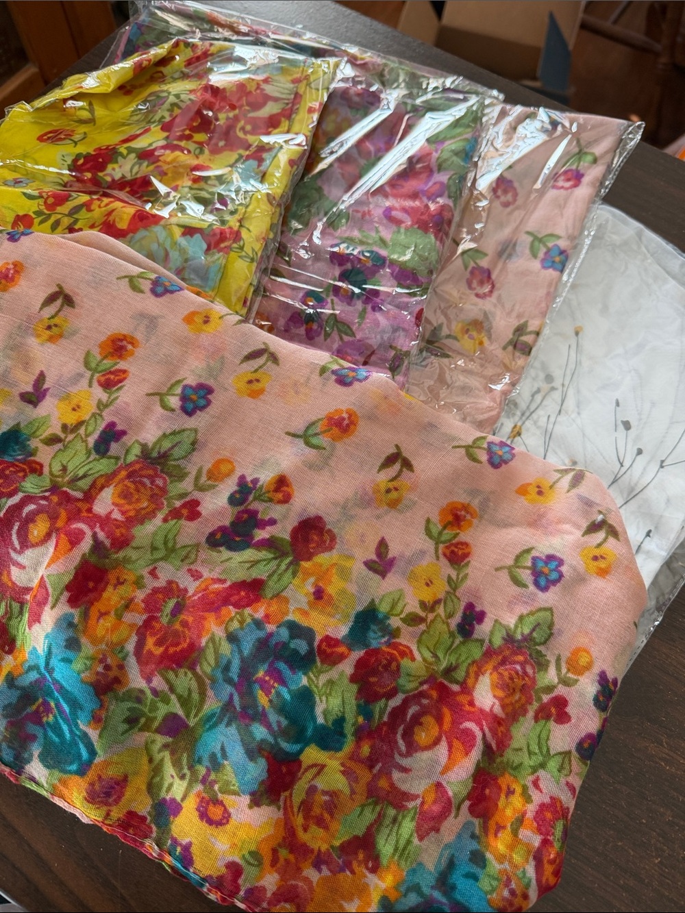 Bundle of 5 Lightweight Floral Scarves Multicolor Neck Wraps & Headscarves